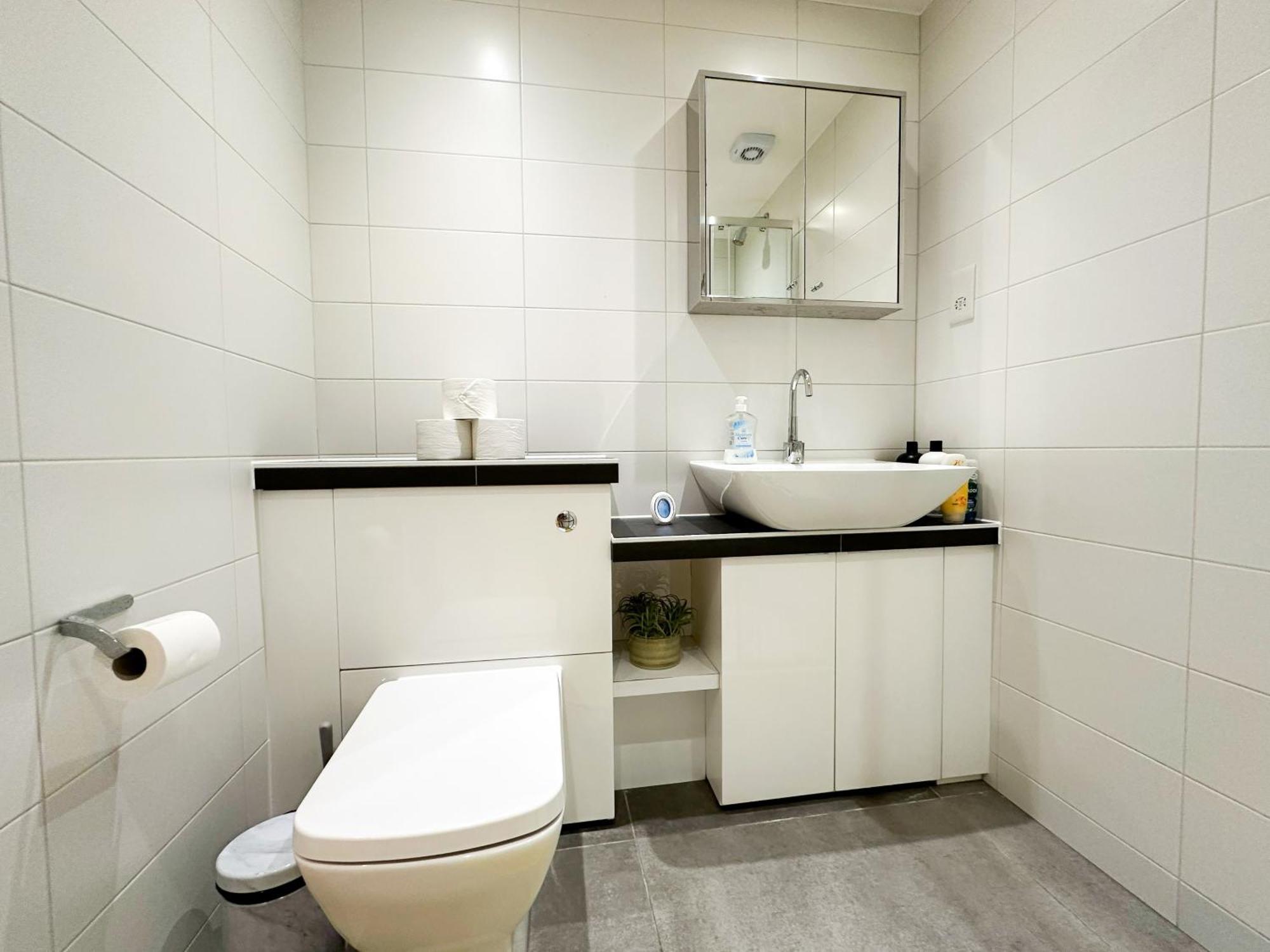 Chic 3 Bedroom Flat With Private Terrace In Holloway Near Finsbury Park ลอนดอน ภายนอก รูปภาพ